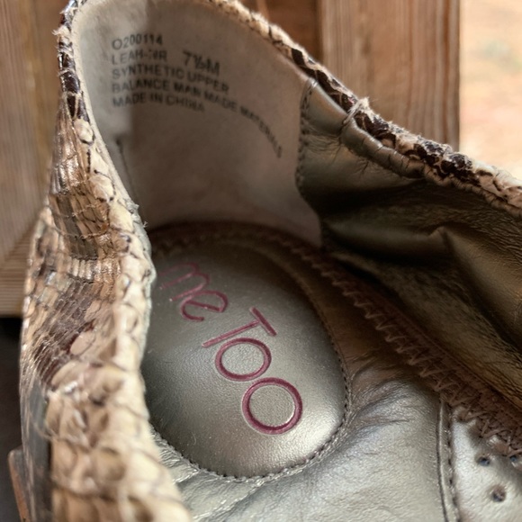 Brand new snakeskin flats - Picture 3 of 3